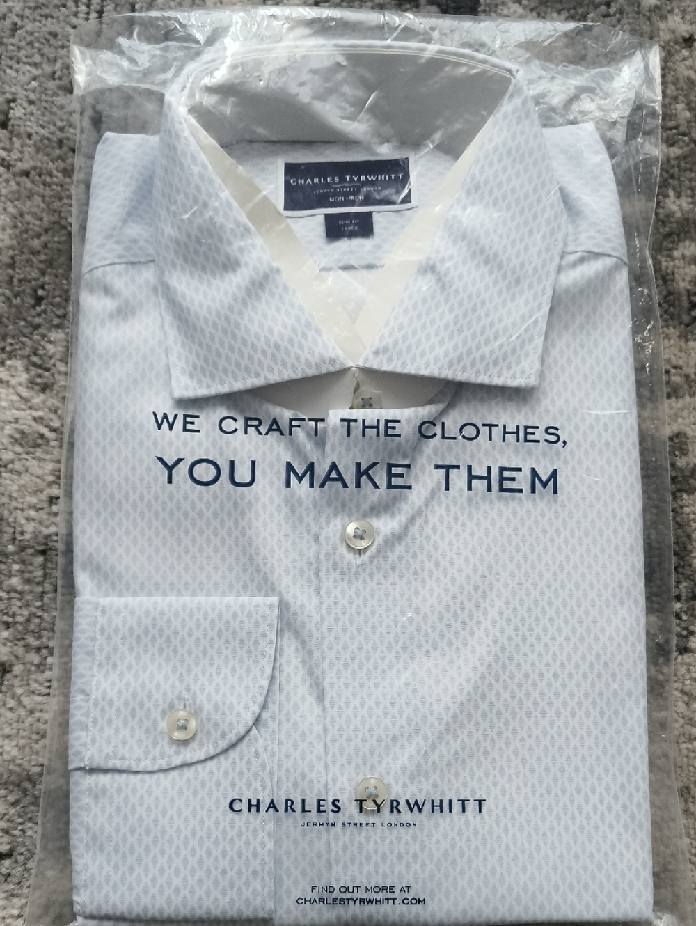 Charles Tyrwhitt Light Blue Men's Dress Shirt